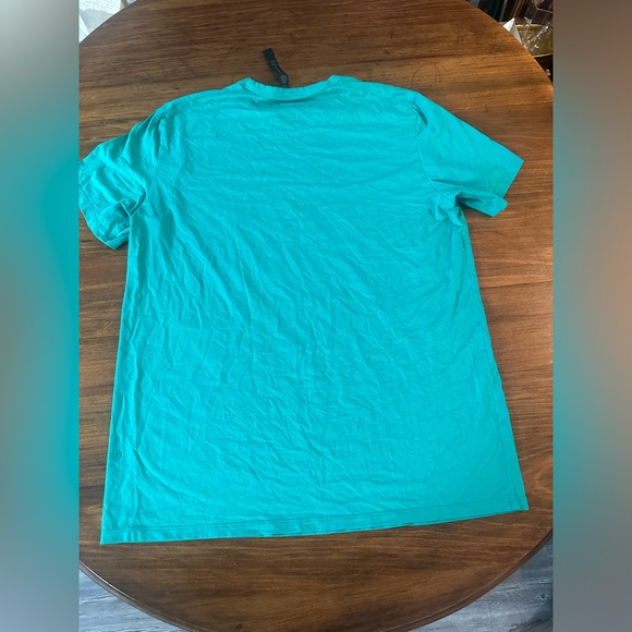 Lululemon size medium T-shirt - Picture 2 of 3